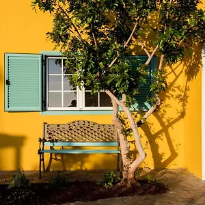 https://la-finquita-adeje.in-canary-islands.com