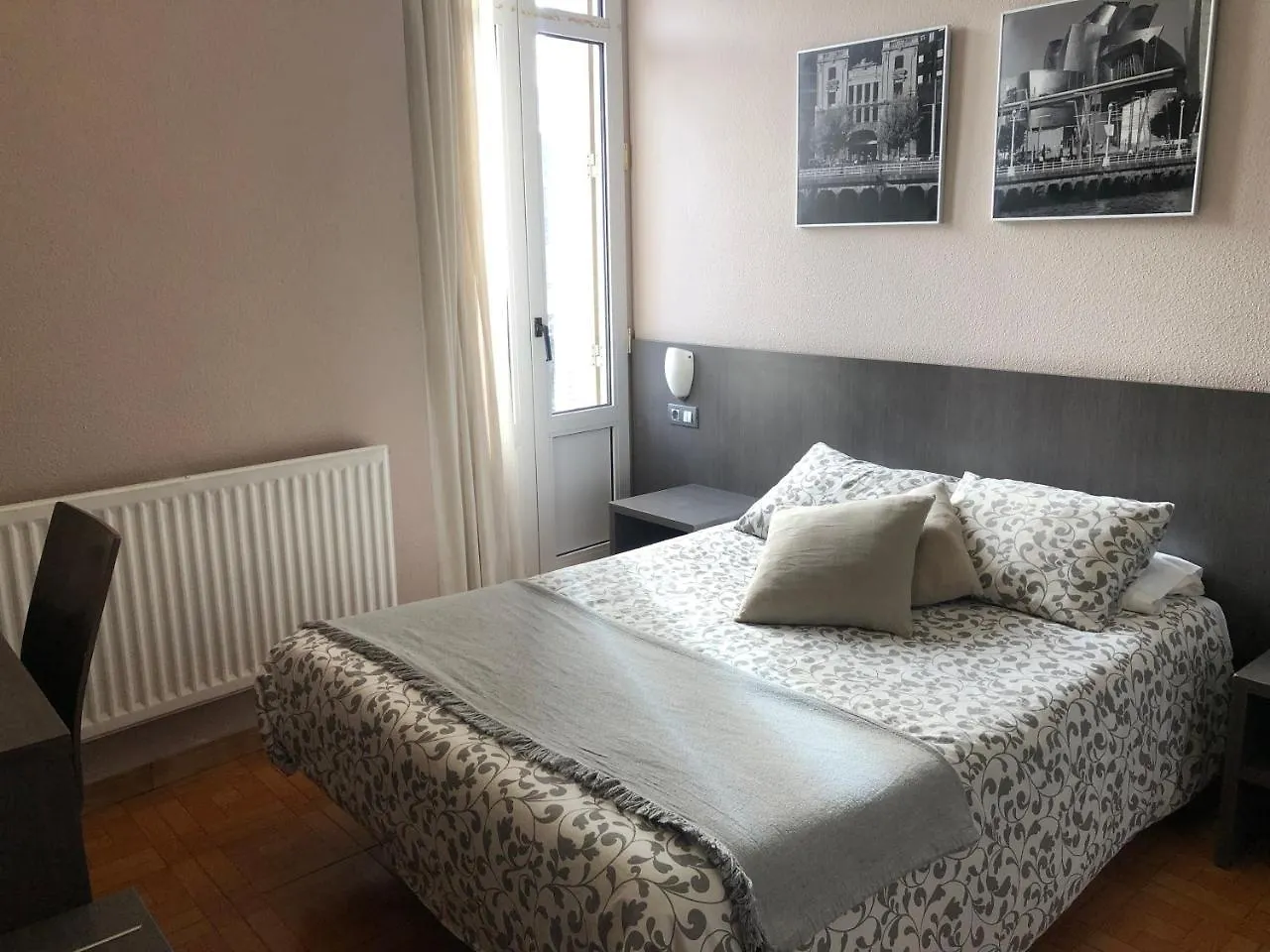 Hotel Ripa Bilbao 0*,
